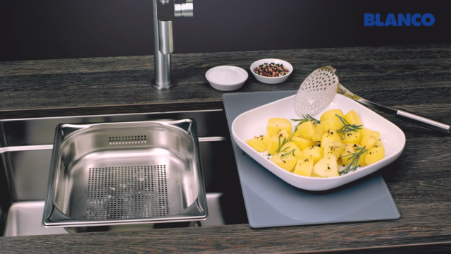 BLANCO ETAGON: Steaming Potatos