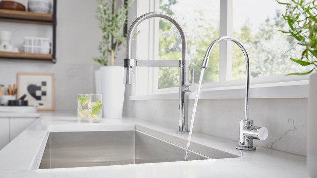 How to install a faucet